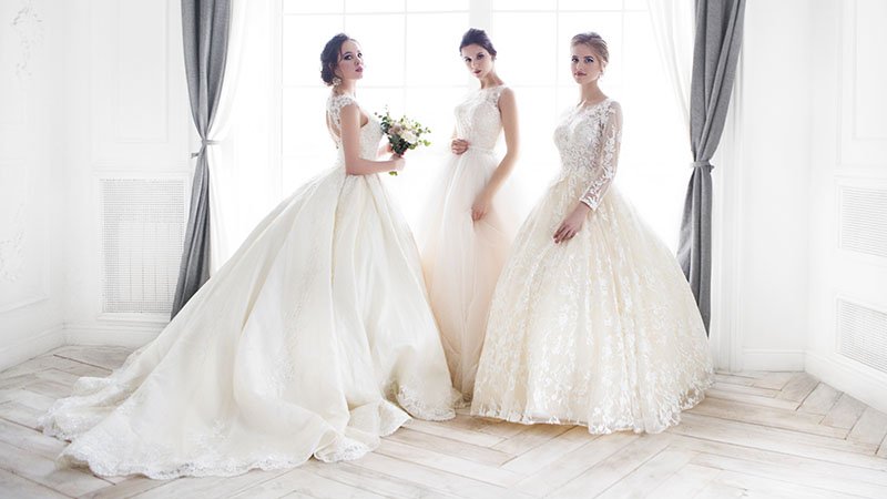 Los vestidos de novia de encaje más impresionantes para tu día especial